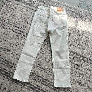 Levi’s high rise jeans